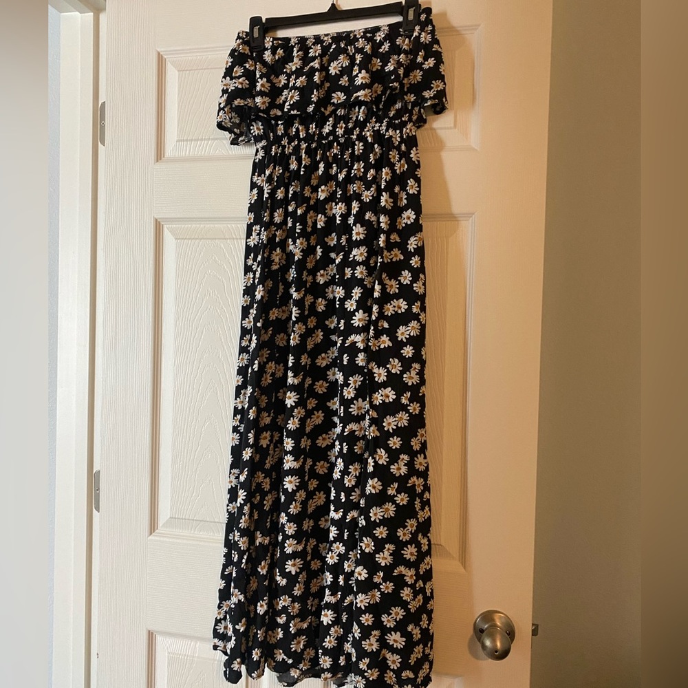 Tropical maxi dress with flower print
